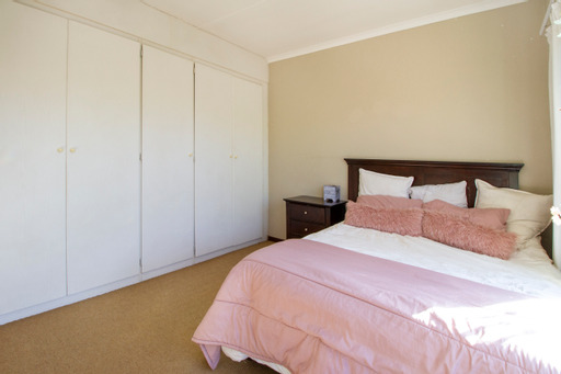 To Let 3 Bedroom Property for Rent in Erasmuskloof Gauteng