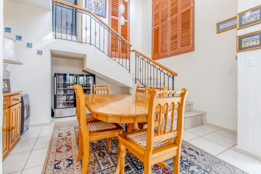 4 Bedroom Property for Sale in Featherbrooke Estate Gauteng