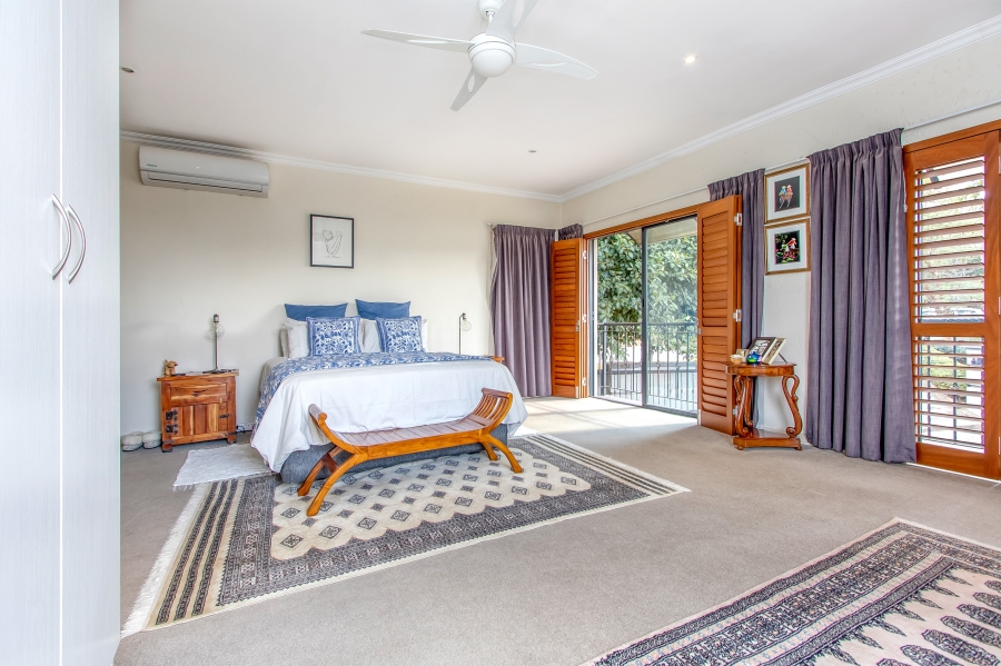 4 Bedroom Property for Sale in Featherbrooke Estate Gauteng