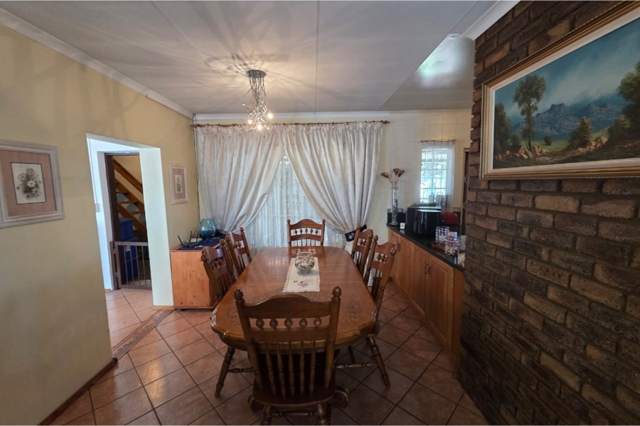 3 Bedroom Property for Sale in Rooihuiskraal North Gauteng