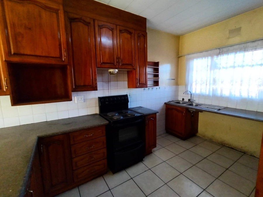 2 Bedroom Property for Sale in Vanderbijlpark CW 3 Gauteng