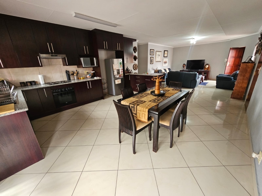 3 Bedroom Property for Sale in New Redruth Gauteng