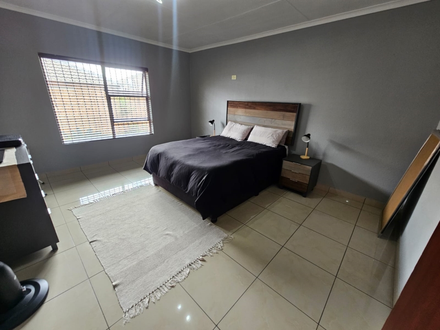 3 Bedroom Property for Sale in New Redruth Gauteng