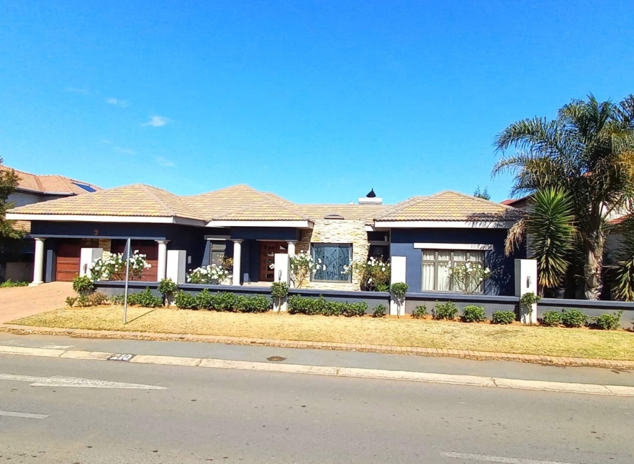 4 Bedroom Property for Sale in Helderwyk Gauteng