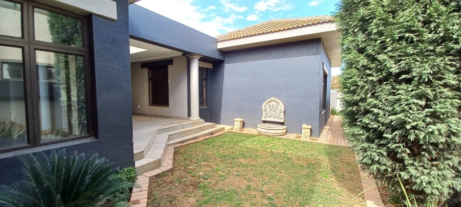 4 Bedroom Property for Sale in Helderwyk Gauteng