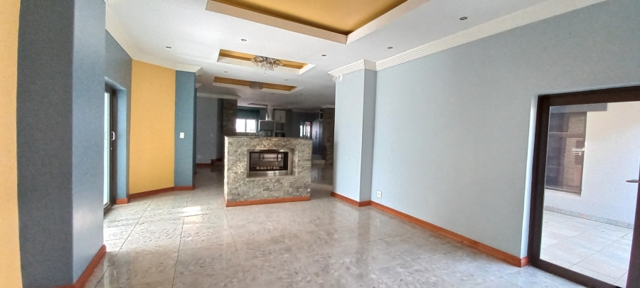 4 Bedroom Property for Sale in Helderwyk Gauteng