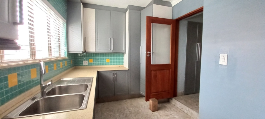 4 Bedroom Property for Sale in Helderwyk Gauteng