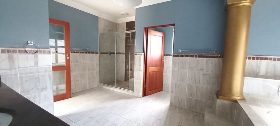 4 Bedroom Property for Sale in Helderwyk Gauteng