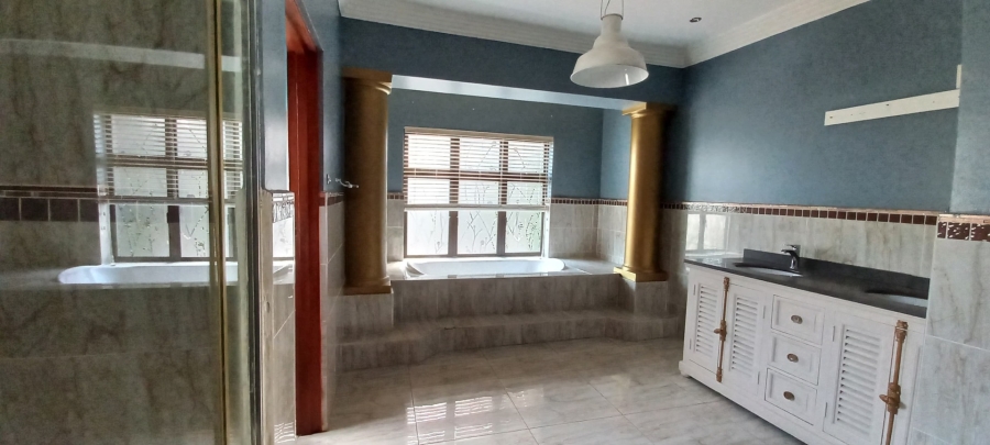 4 Bedroom Property for Sale in Helderwyk Gauteng