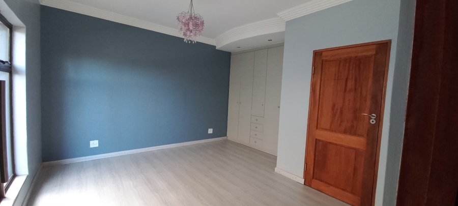4 Bedroom Property for Sale in Helderwyk Gauteng