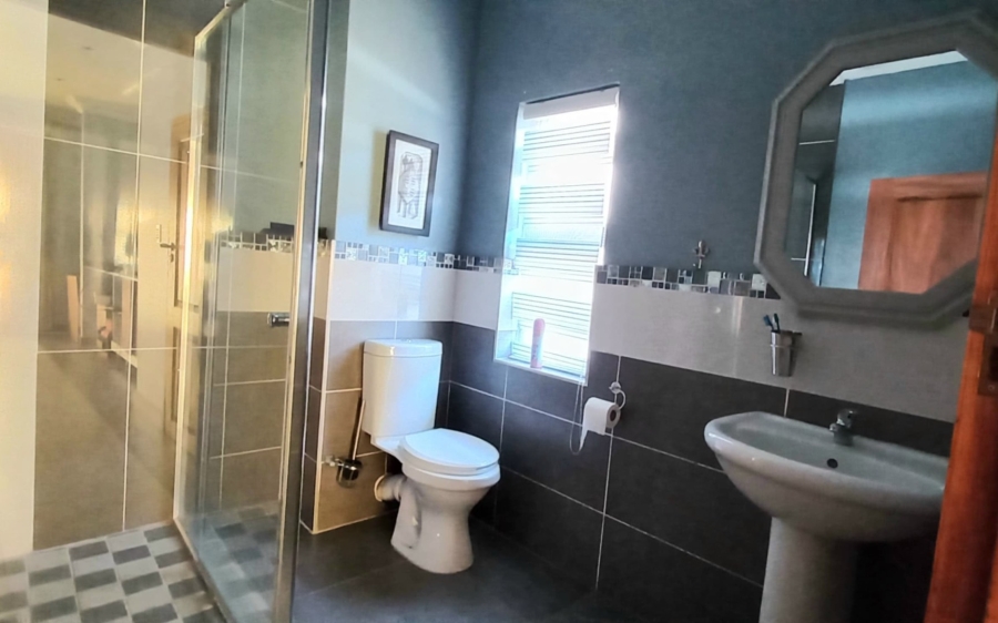 4 Bedroom Property for Sale in Helderwyk Gauteng