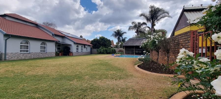 3 Bedroom Property for Sale in Sunward Park Gauteng