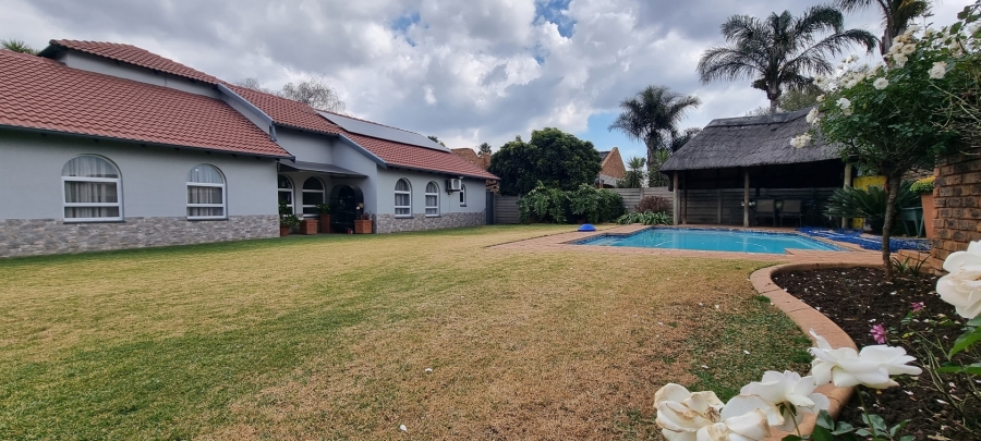3 Bedroom Property for Sale in Sunward Park Gauteng