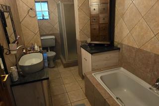 5 Bedroom Property for Sale in Doornpoort Gauteng