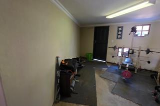 5 Bedroom Property for Sale in Doornpoort Gauteng