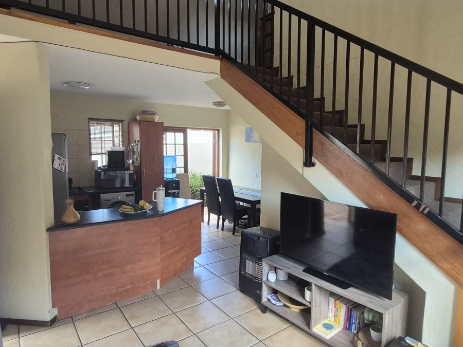 3 Bedroom Property for Sale in Equestria Gauteng