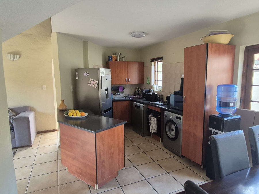 3 Bedroom Property for Sale in Equestria Gauteng