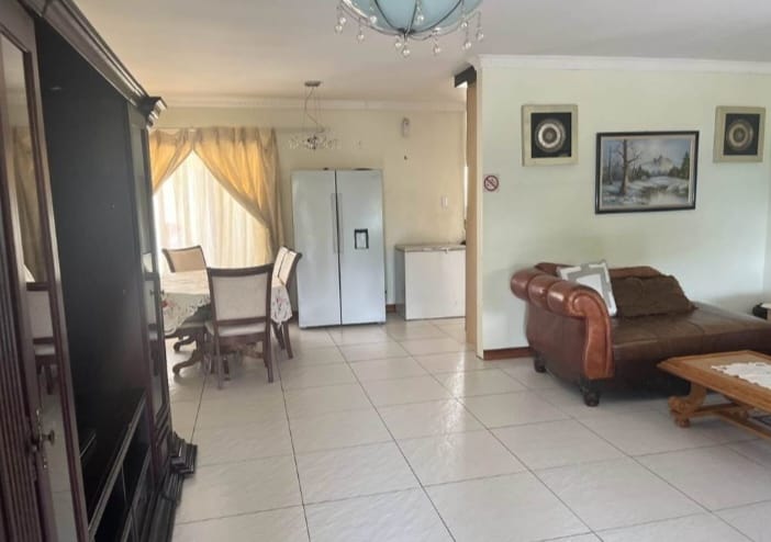 10 Bedroom Property for Sale in Blue Hills Gauteng