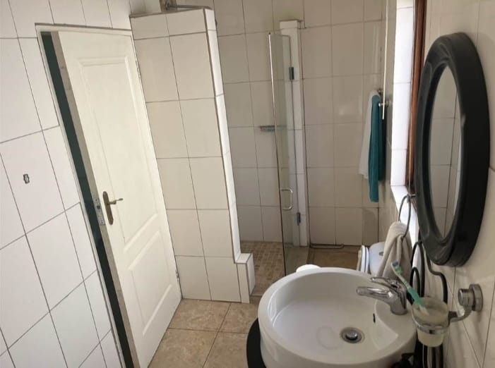 10 Bedroom Property for Sale in Blue Hills Gauteng