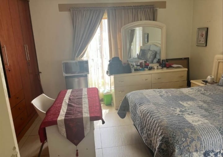 10 Bedroom Property for Sale in Blue Hills Gauteng