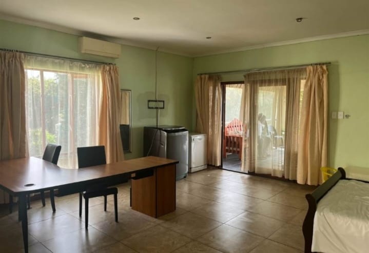10 Bedroom Property for Sale in Blue Hills Gauteng