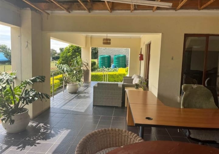 10 Bedroom Property for Sale in Blue Hills Gauteng