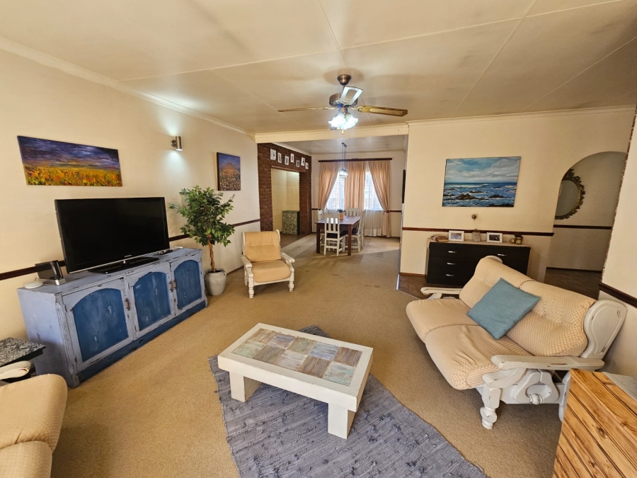 4 Bedroom Property for Sale in Brackenhurst Gauteng