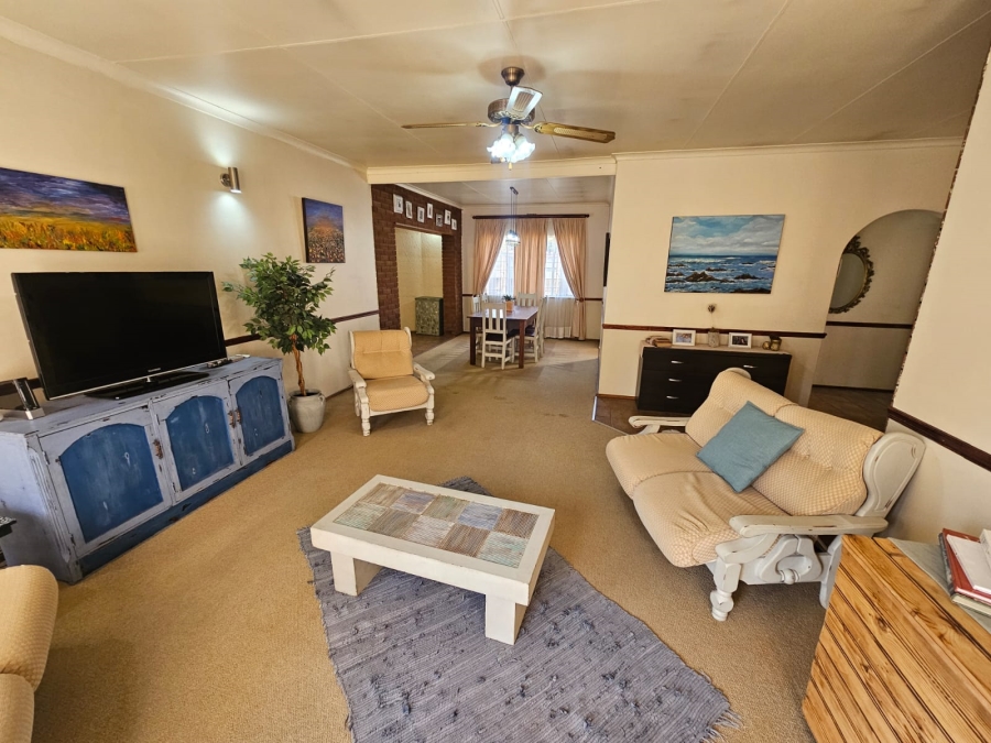 4 Bedroom Property for Sale in Brackenhurst Gauteng
