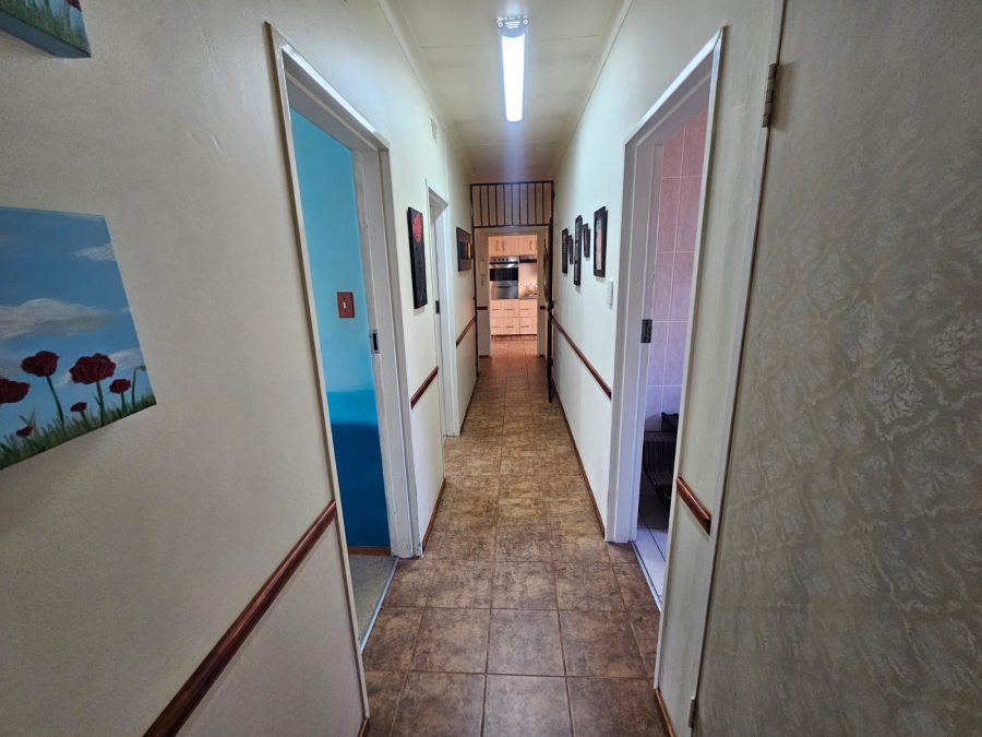 4 Bedroom Property for Sale in Brackenhurst Gauteng