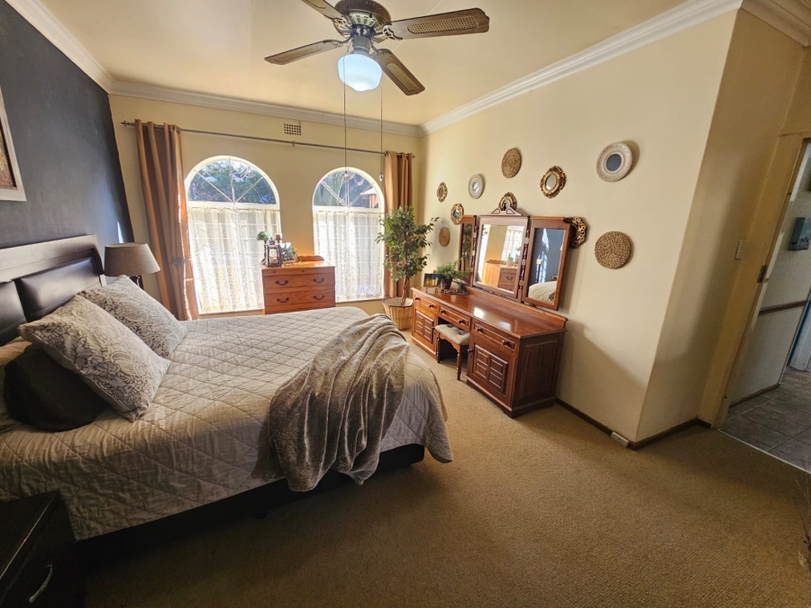 4 Bedroom Property for Sale in Brackenhurst Gauteng