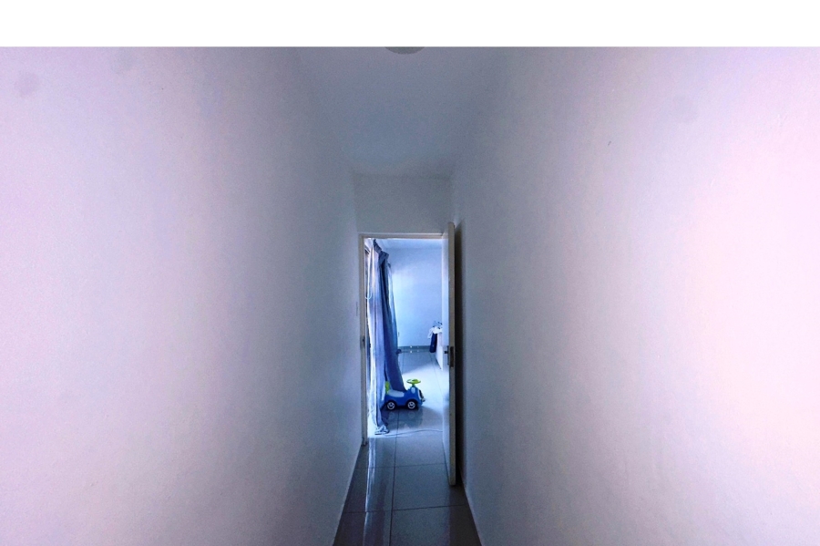 To Let 1 Bedroom Property for Rent in Cyrildene Gauteng