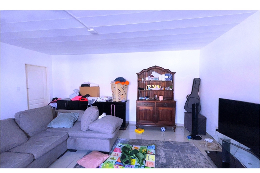 To Let 1 Bedroom Property for Rent in Cyrildene Gauteng