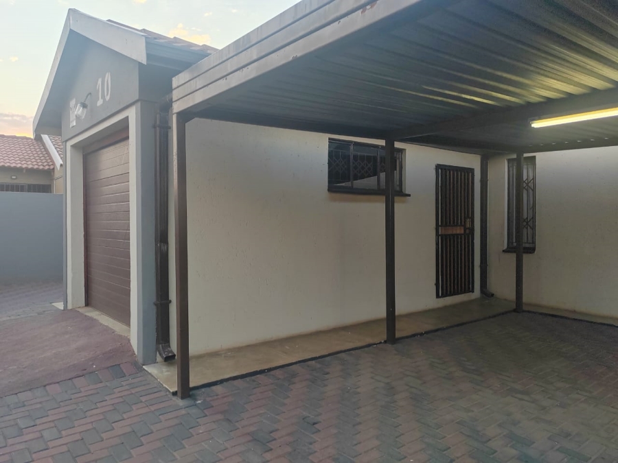 3 Bedroom Property for Sale in Leachville Gauteng