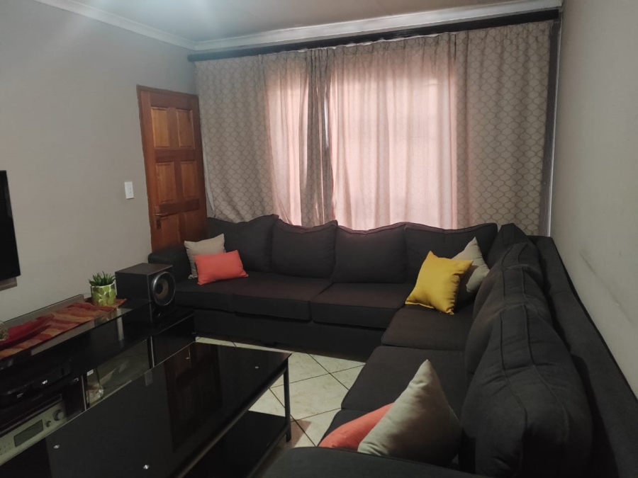 3 Bedroom Property for Sale in Leachville Gauteng