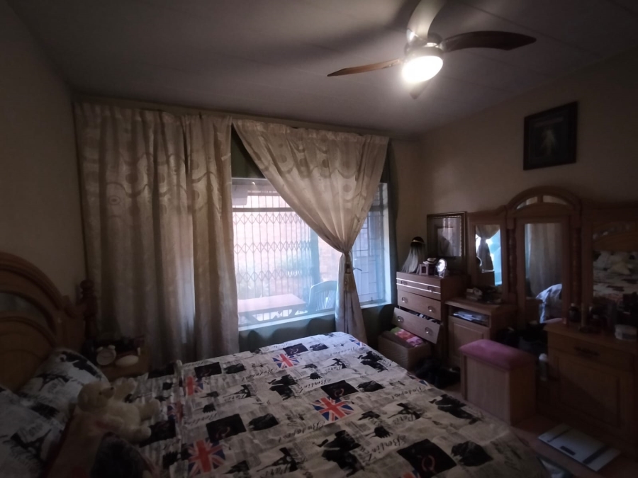 2 Bedroom Property for Sale in Vanderbijlpark CW 3 Gauteng