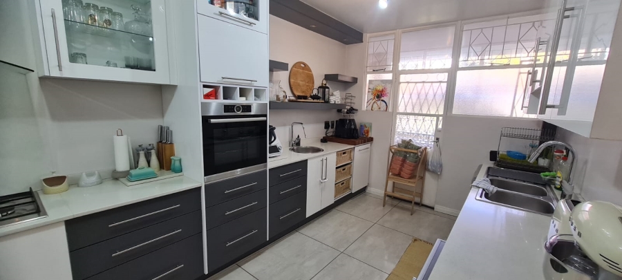 To Let 4 Bedroom Property for Rent in St Andrews Gauteng