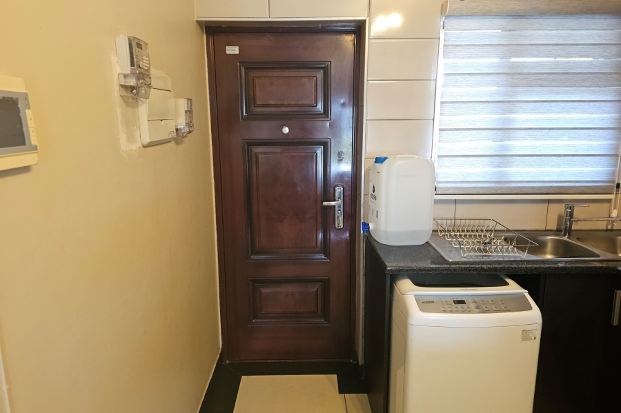 2 Bedroom Property for Sale in Noordwyk Gauteng
