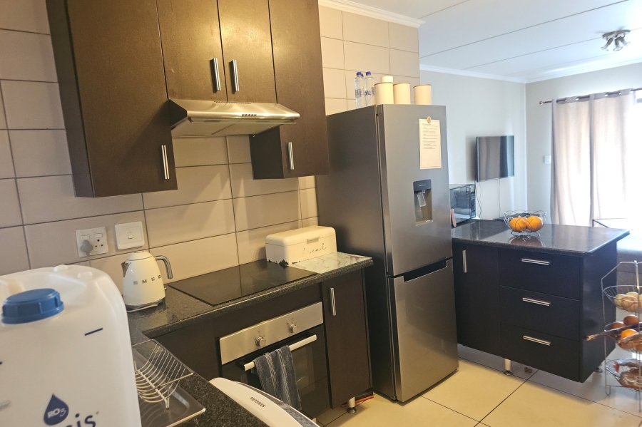 2 Bedroom Property for Sale in Noordwyk Gauteng