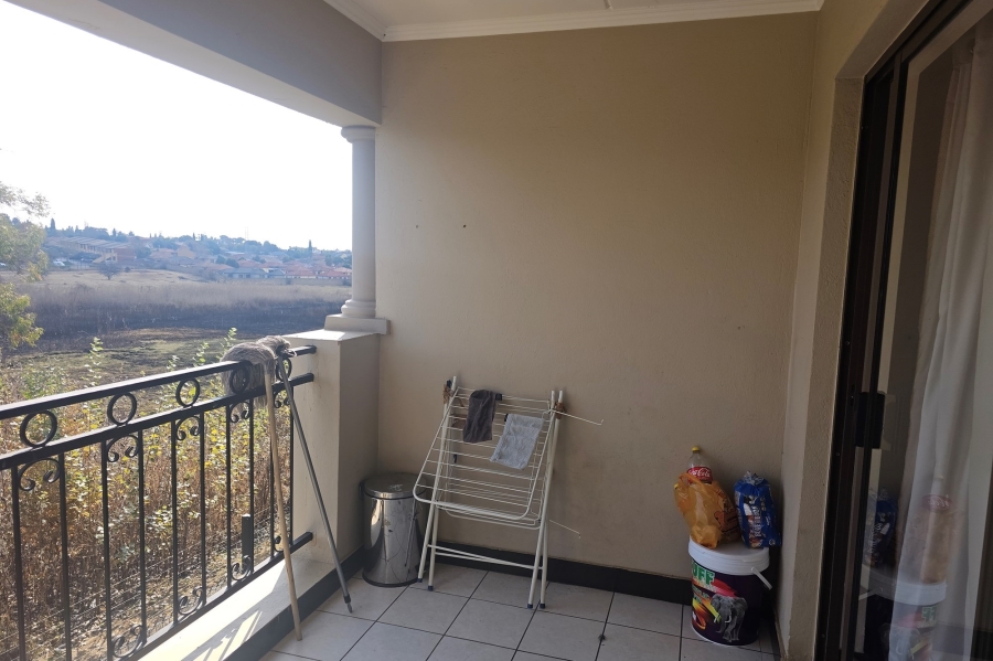 2 Bedroom Property for Sale in Noordwyk Gauteng