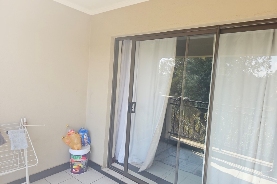 2 Bedroom Property for Sale in Noordwyk Gauteng