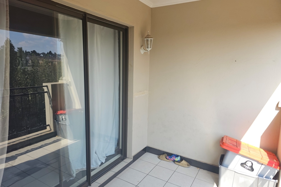 2 Bedroom Property for Sale in Noordwyk Gauteng