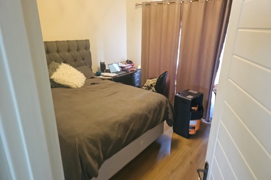 2 Bedroom Property for Sale in Noordwyk Gauteng