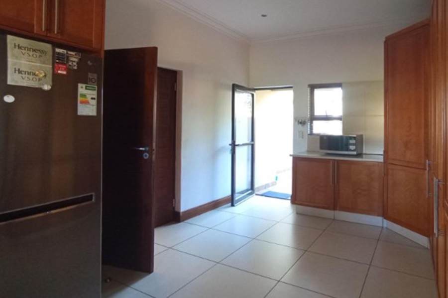 5 Bedroom Property for Sale in Mooikloof Gauteng