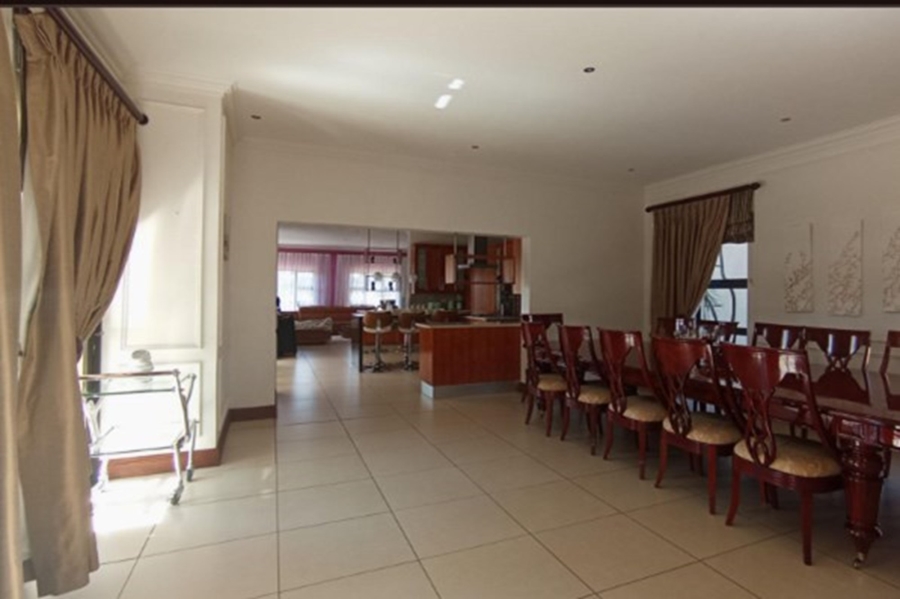 5 Bedroom Property for Sale in Mooikloof Gauteng