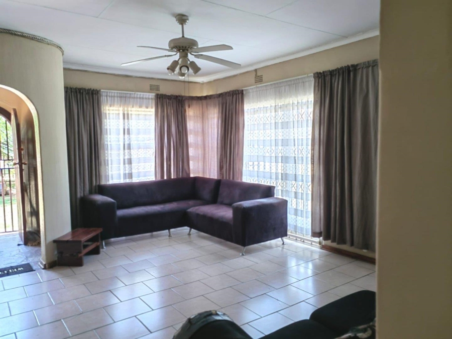 3 Bedroom Property for Sale in Dersley Gauteng