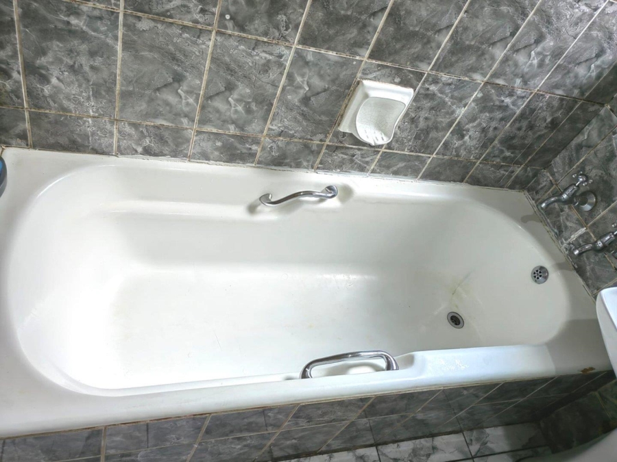 3 Bedroom Property for Sale in Dersley Gauteng