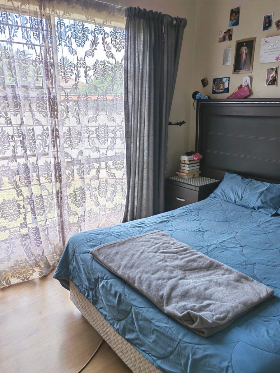 3 Bedroom Property for Sale in Dersley Gauteng