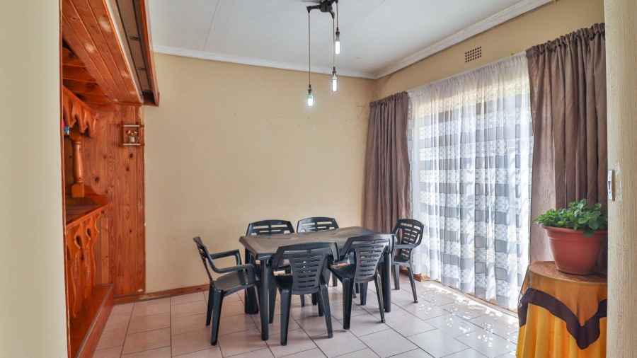 3 Bedroom Property for Sale in Dersley Gauteng
