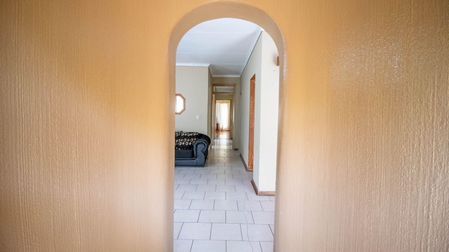 3 Bedroom Property for Sale in Dersley Gauteng