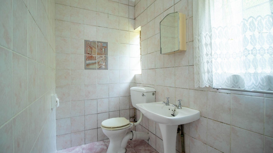 3 Bedroom Property for Sale in Dersley Gauteng